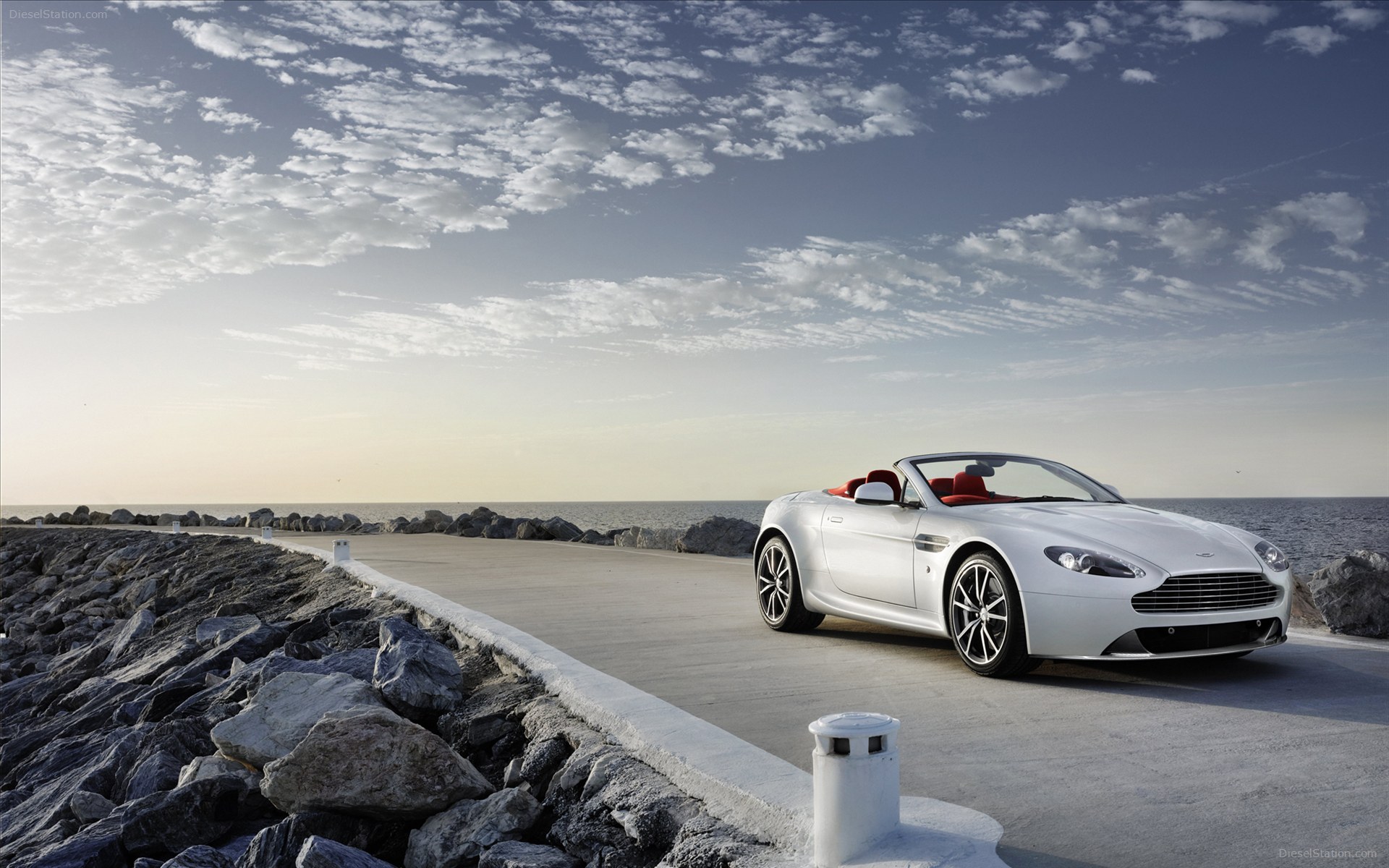 Aston Martin V12 Zagato 2013